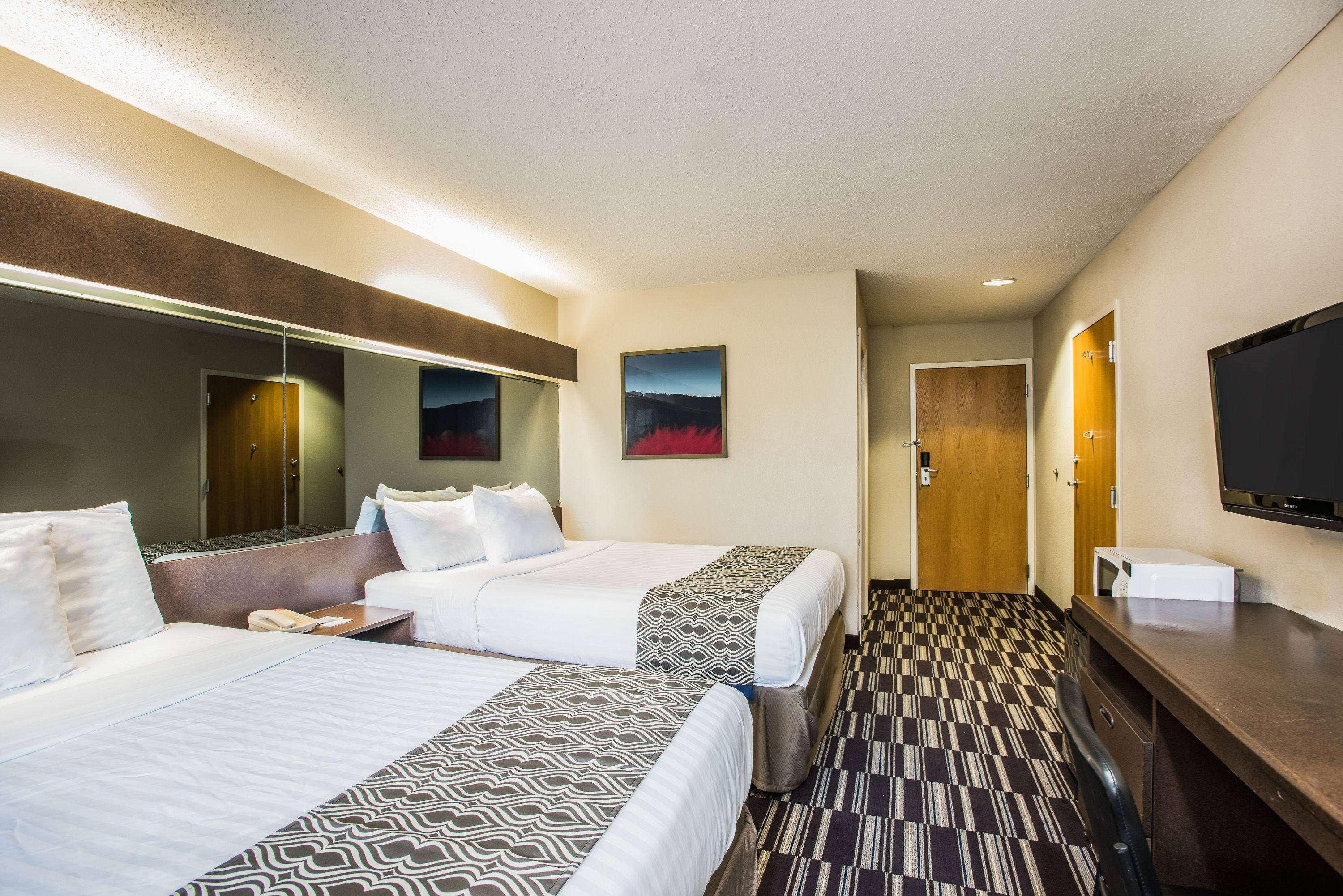 Microtel Inn & Suites By Wyndham Chattanooga/Near Hamilton P Bagian luar foto