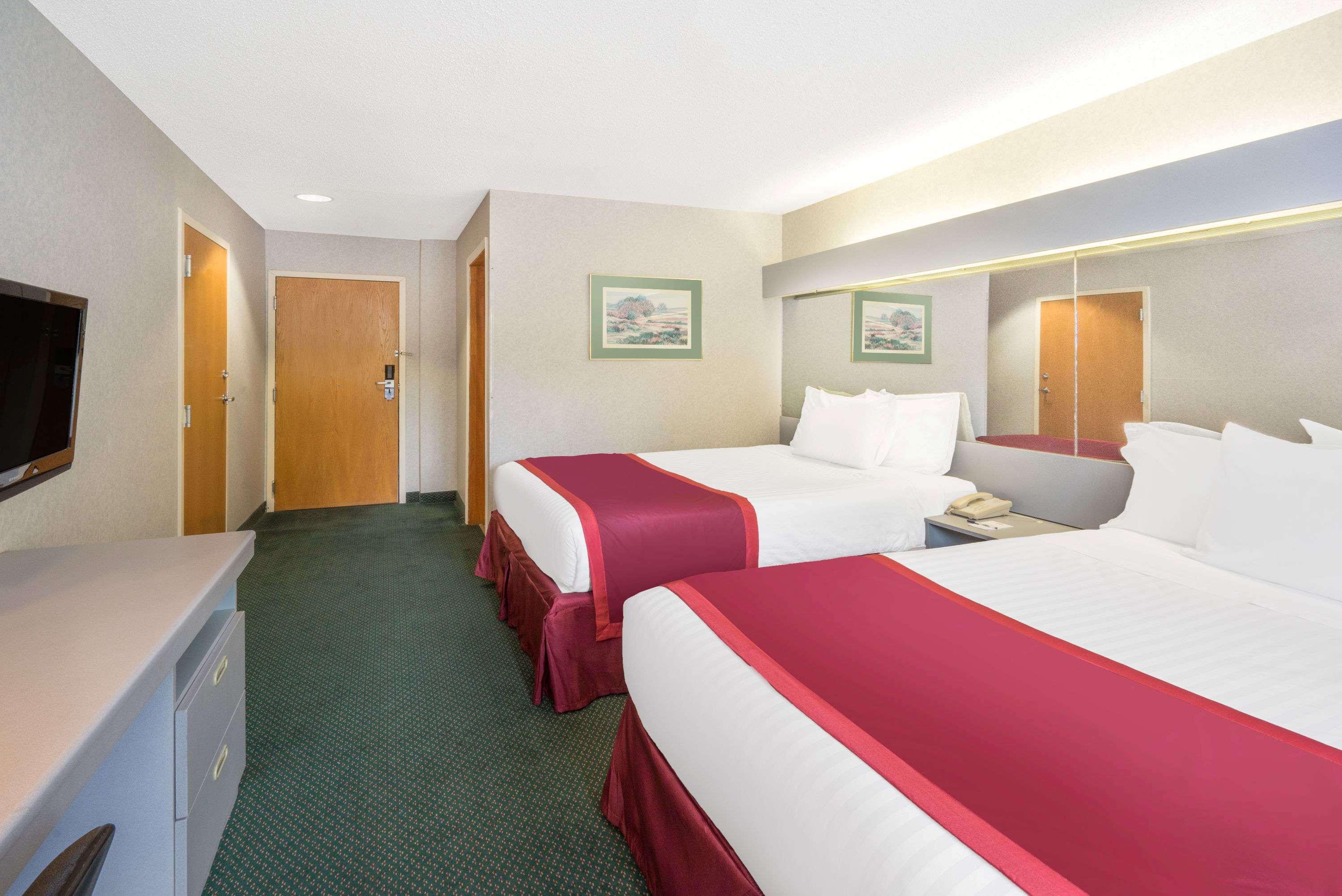 Microtel Inn & Suites By Wyndham Chattanooga/Near Hamilton P Bagian luar foto