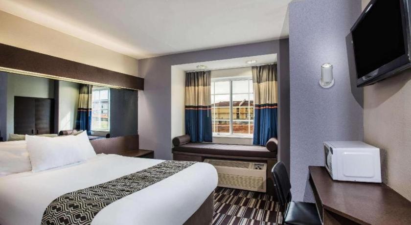 Microtel Inn & Suites By Wyndham Chattanooga/Near Hamilton P Bagian luar foto
